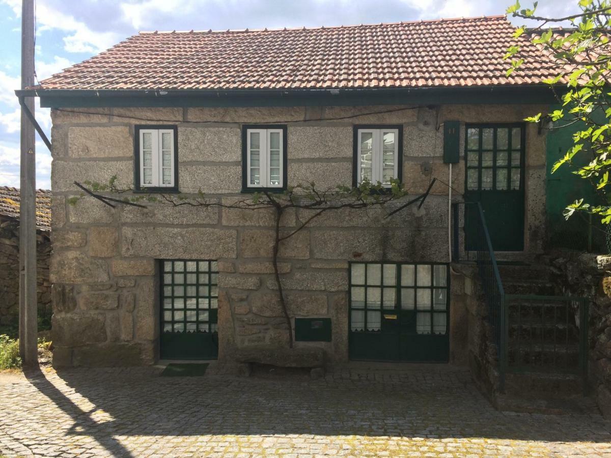Casa Da Moita Pensionat Moita  Exteriör bild