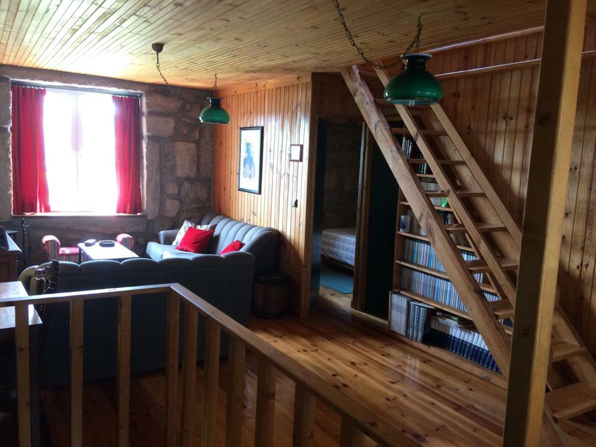 Casa Da Moita Pensionat Moita  Exteriör bild